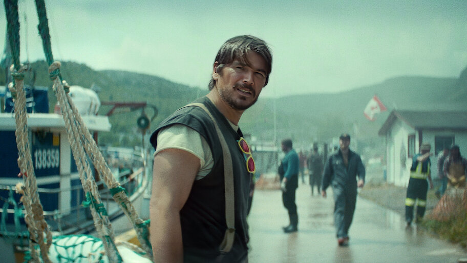 Below coloca Josh Hartnett contra uma criatura marinha em nova série da Netflix