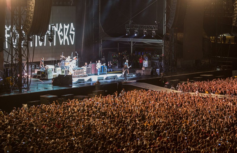 Foo Fighters confirma dois shows no Brasil em 2027