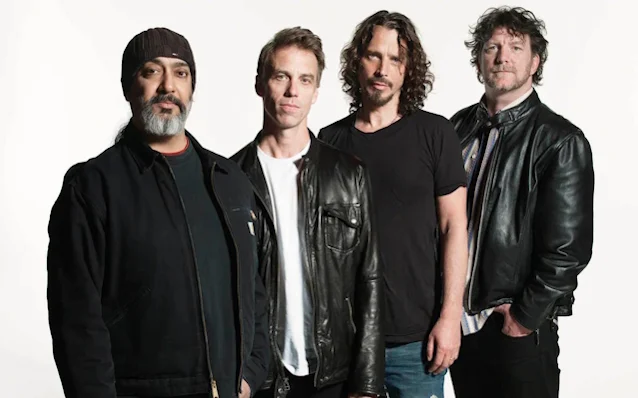 Soundgarden avança em álbum póstumo com gravações de Chris Cornell