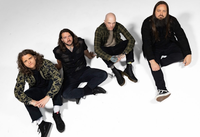 Miss May I lança Highbrow Thieves antes do álbum No Place For Me