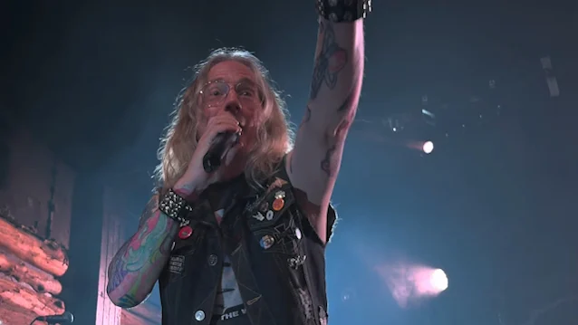 Hot Shöt conclui álbum de estreia com Jason McMaster e Dave McClain