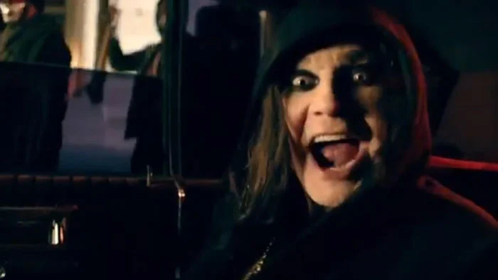 Ozzy sabia que estava morrendo, segundo Sharon Osbourne